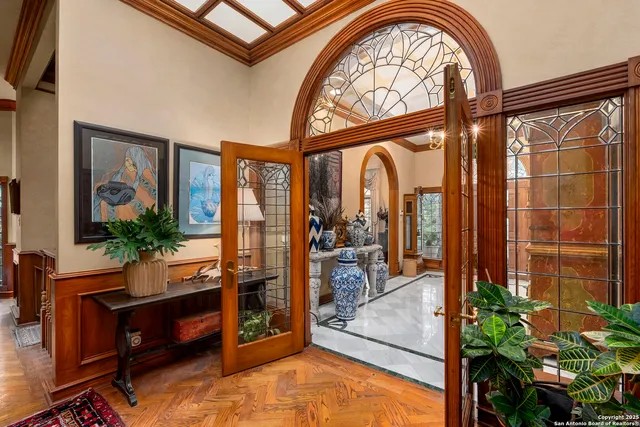 a living room filled with furniture