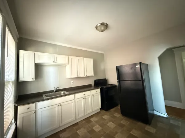 $1,095 | 4858 Commonwealth Street, Unit 2, Detroit, MI 48208