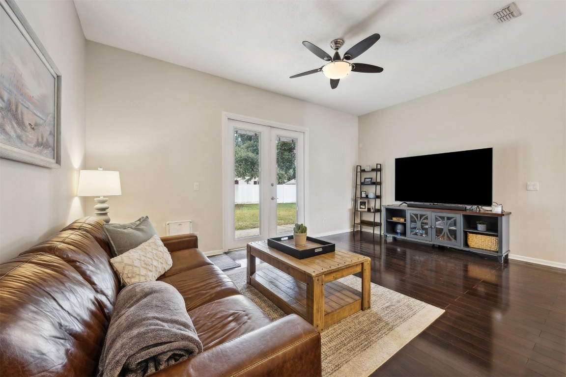 86132 Red Holly Place Yulee, FL 32097 - Photo 4 of 40 Living Area