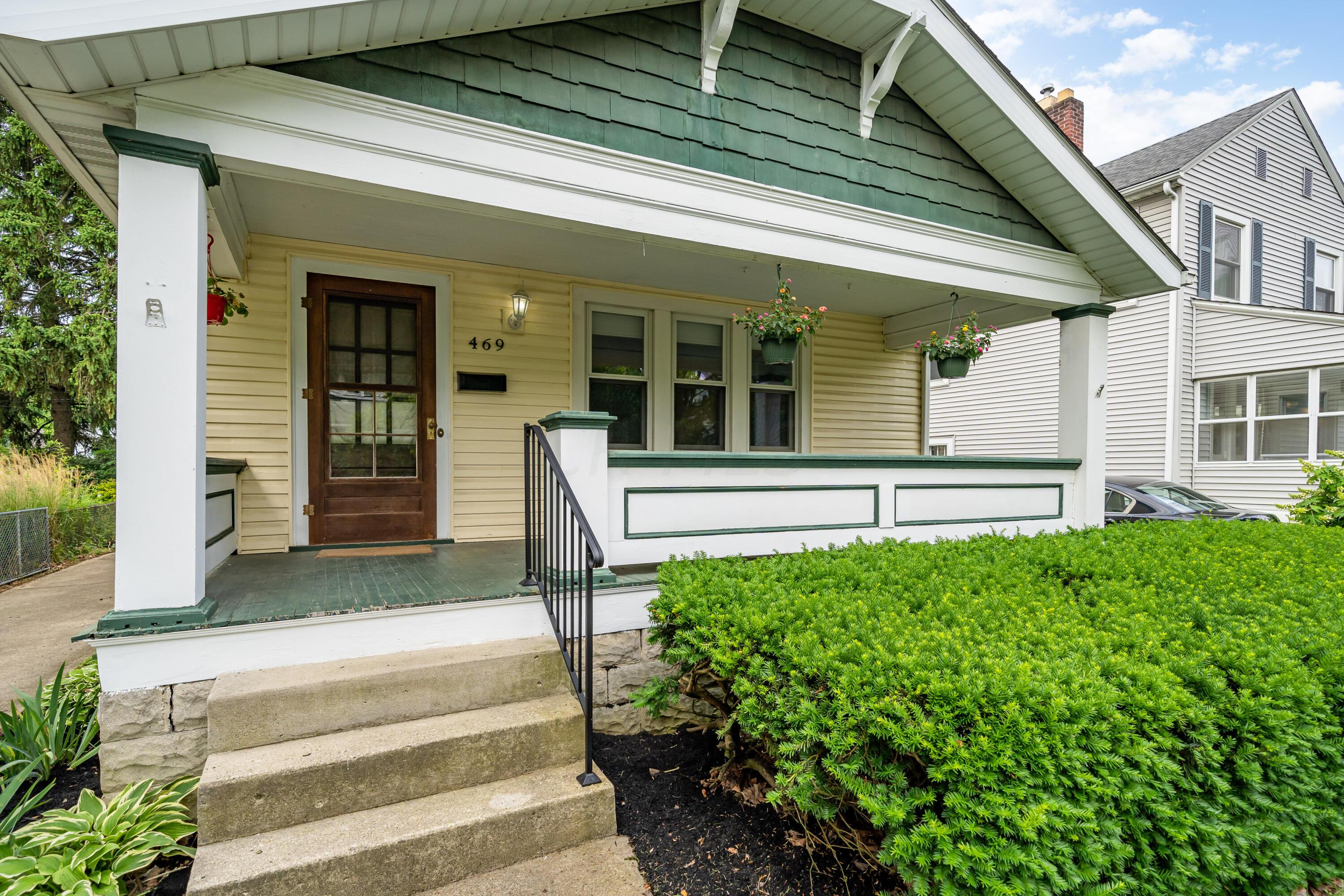 469 East Tulane Road Columbus, OH 43202 - Photo 3 of 35 469 E Tulane Rd_MLS_3