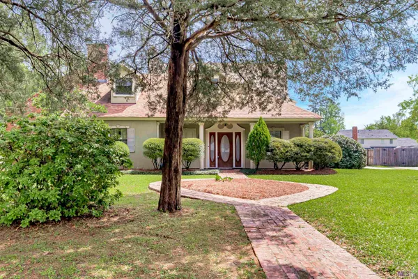$449,500 | 880 Rue Crozat, Baton Rouge, LA 70810