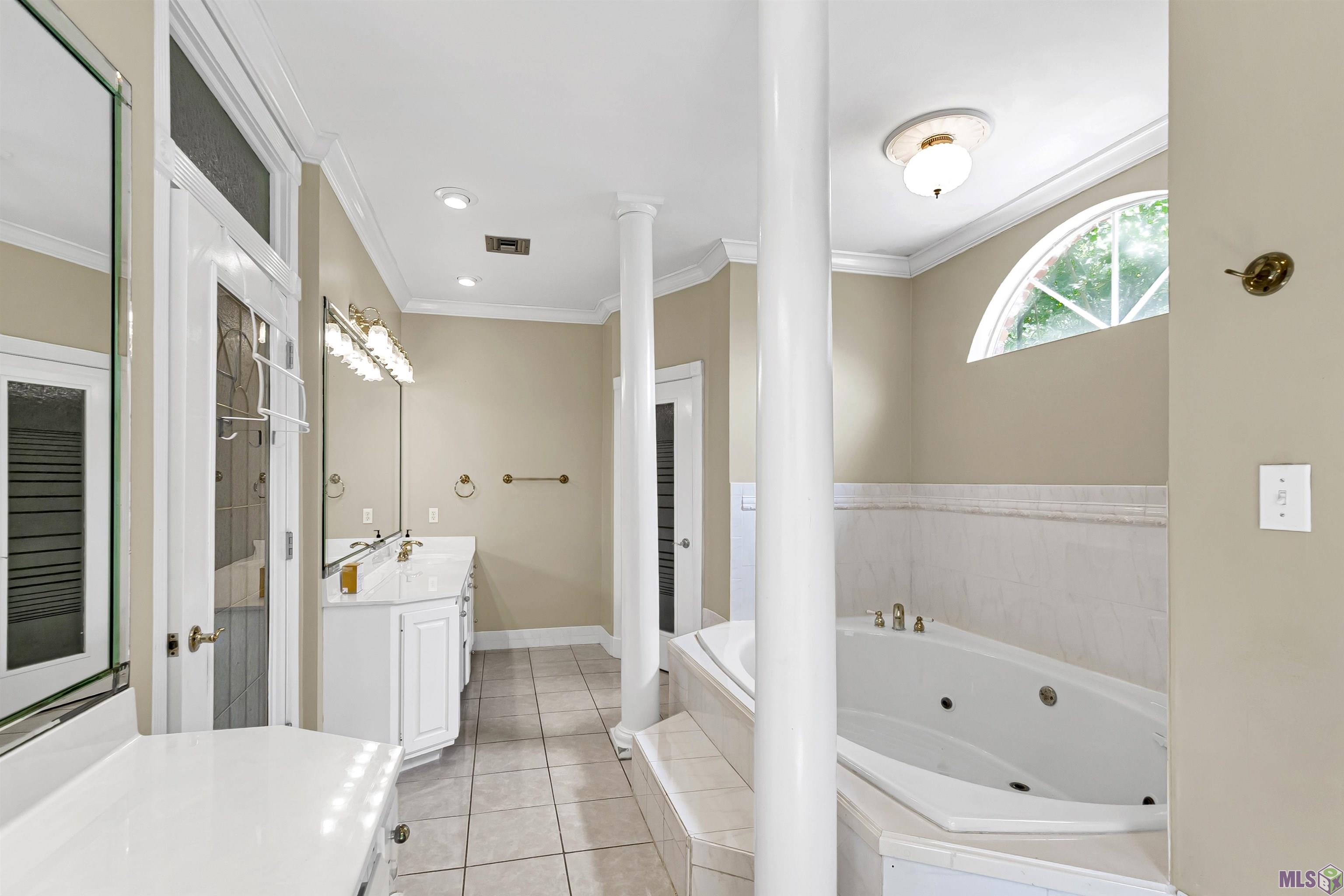 880 Rue Crozat Baton Rouge, LA 70810 - Photo 12 of 32