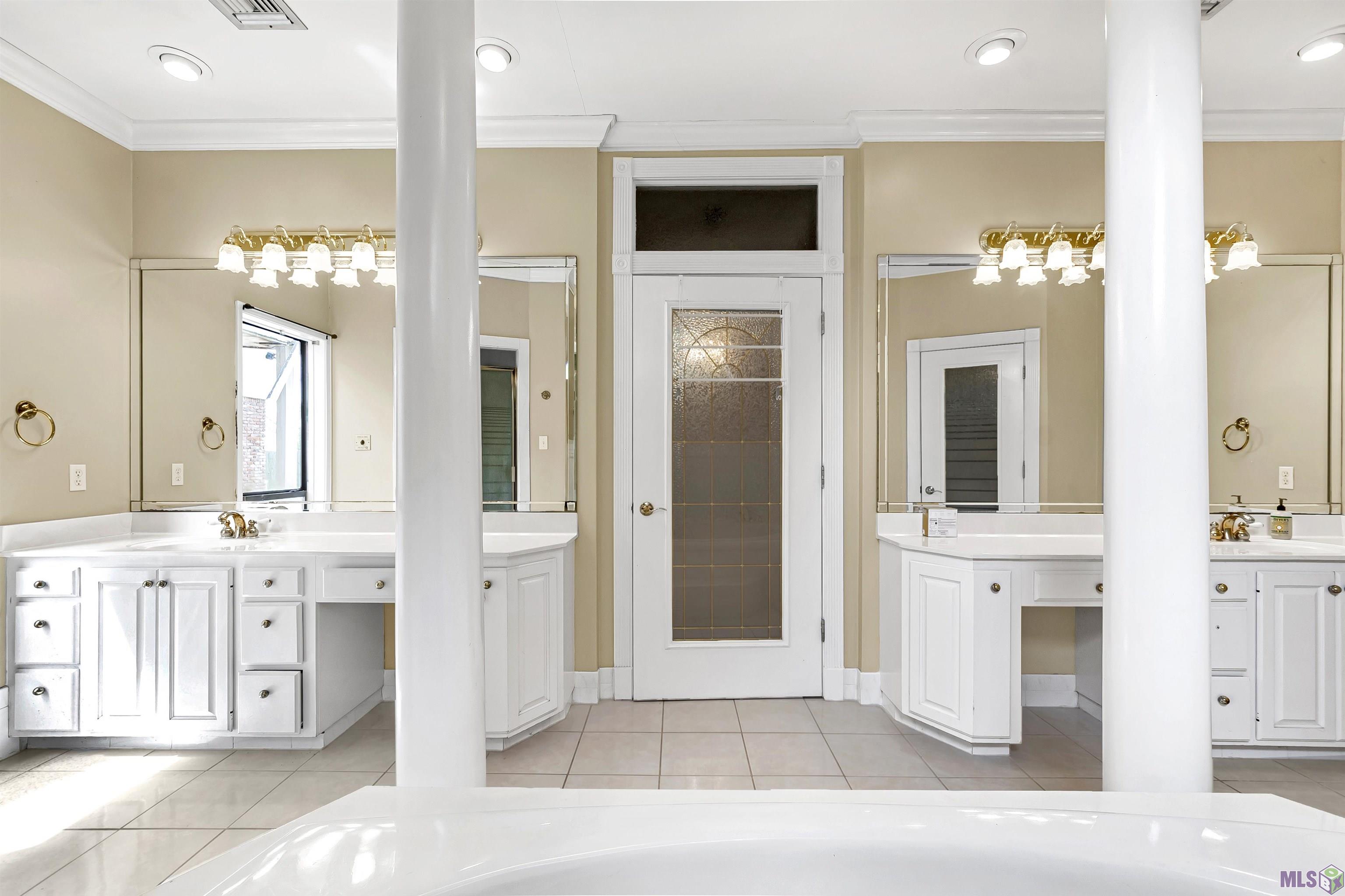 880 Rue Crozat Baton Rouge, LA 70810 - Photo 14 of 32