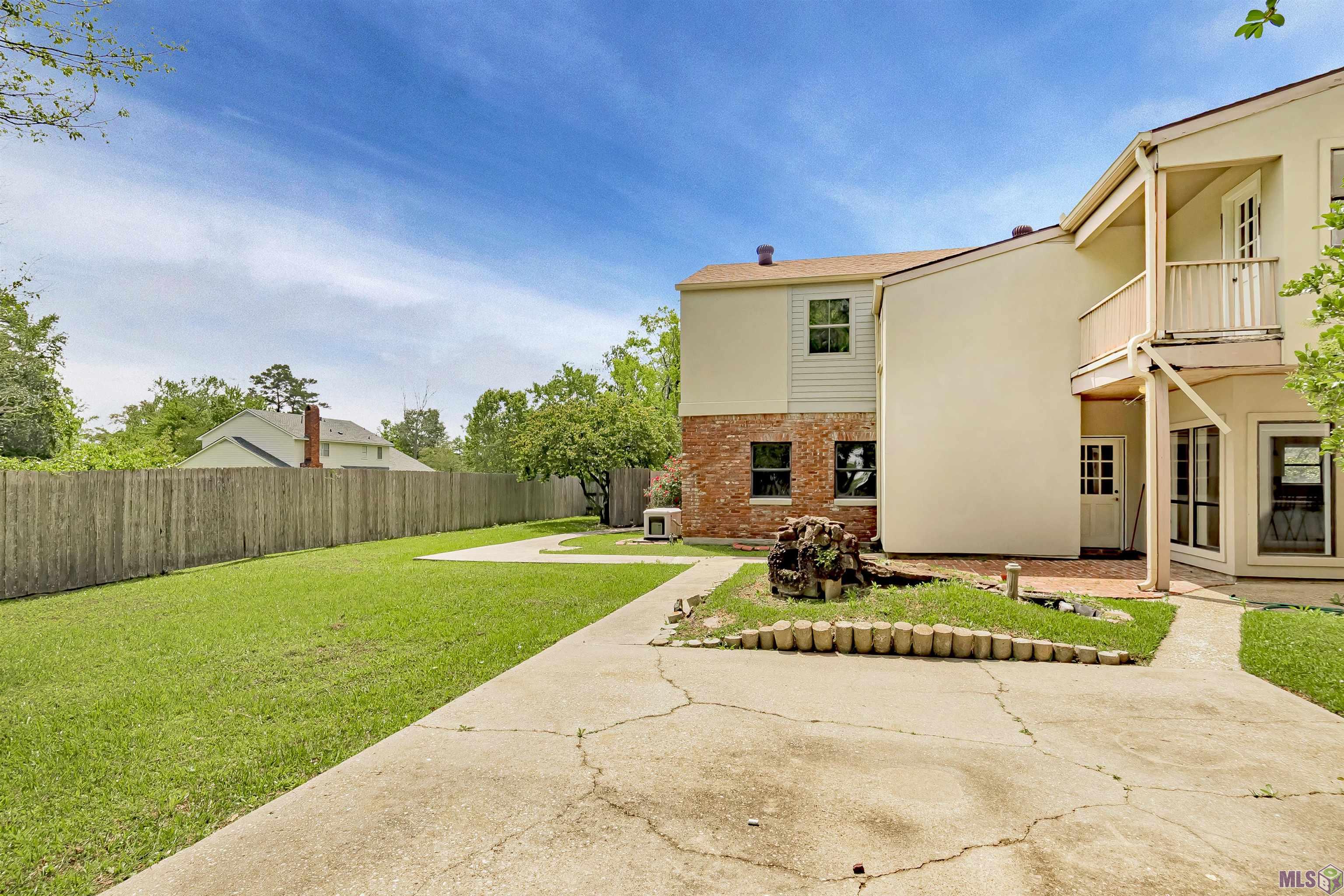 880 Rue Crozat Baton Rouge, LA 70810 - Photo 29 of 32