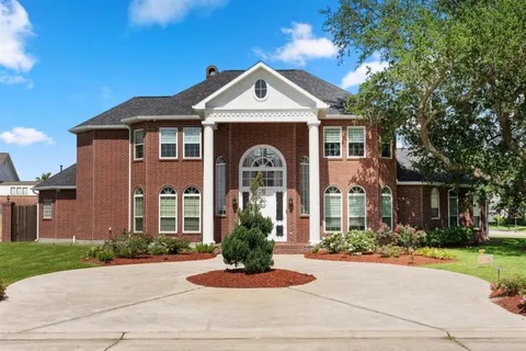 $1,250,000 | 4200 Maid Stone Drive, Lake Charles, LA 70605