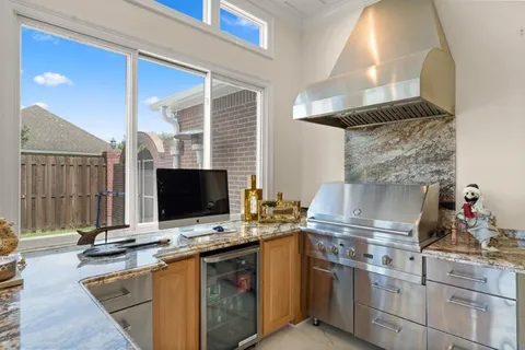 $1,250,000 | 4200 Maid Stone Drive, Lake Charles, LA 70605