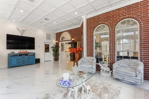 $1,250,000 | 4200 Maid Stone Drive, Lake Charles, LA 70605