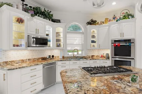 $1,250,000 | 4200 Maid Stone Drive, Lake Charles, LA 70605