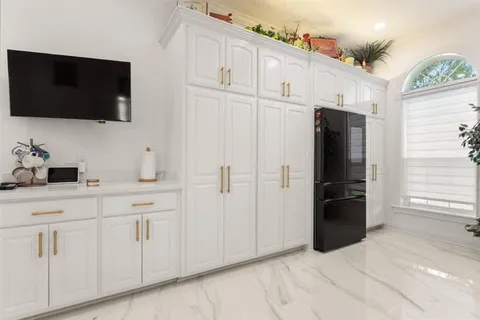 $1,250,000 | 4200 Maid Stone Drive, Lake Charles, LA 70605