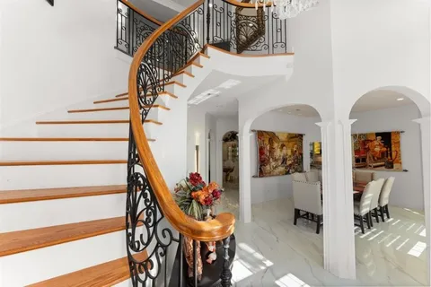 $1,250,000 | 4200 Maid Stone Drive, Lake Charles, LA 70605