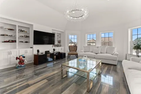 $1,250,000 | 4200 Maid Stone Drive, Lake Charles, LA 70605