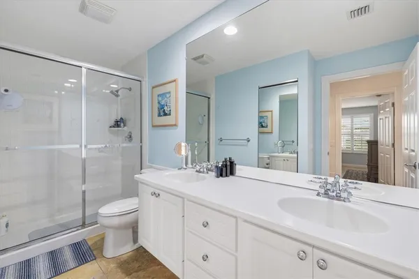 $425,000 | 4944 Corsica Square, Vero Beach, FL 32967
