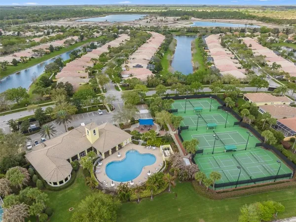 $425,000 | 4944 Corsica Square, Vero Beach, FL 32967