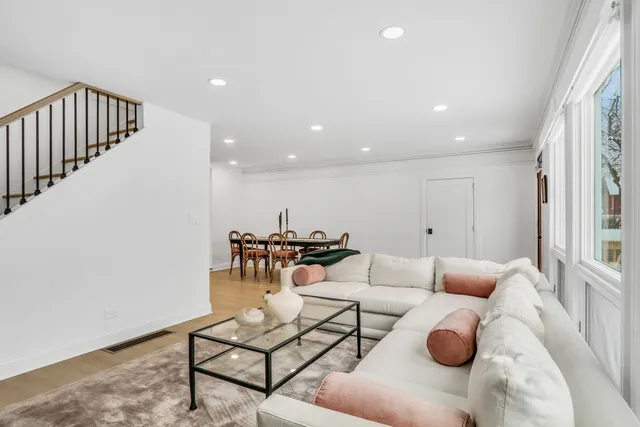 $599,900 | 141 Park Avenue, Grayslake, IL 60030