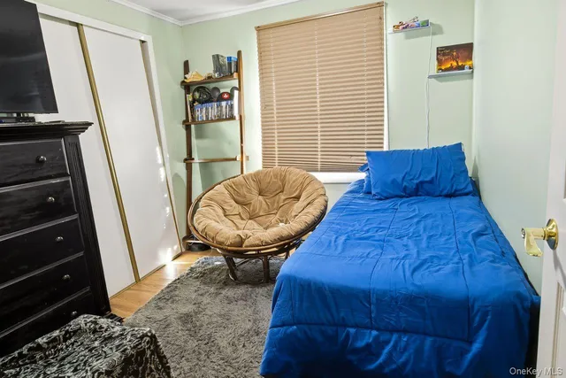 a view of a tennis court