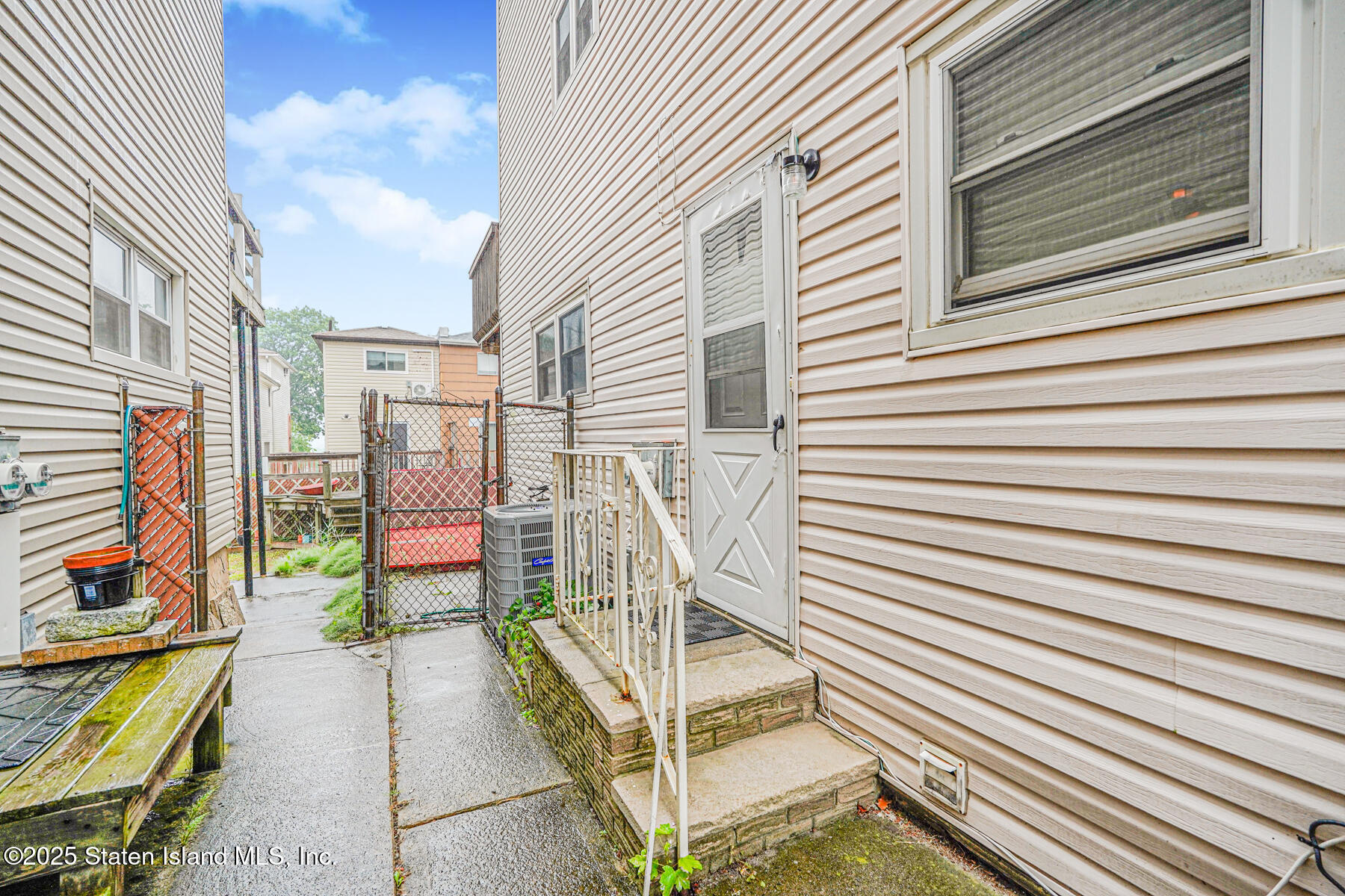 33 Ebey Lane Staten Island, NY 10312 - Photo 21 of 23 a view of a balcony with chairs
