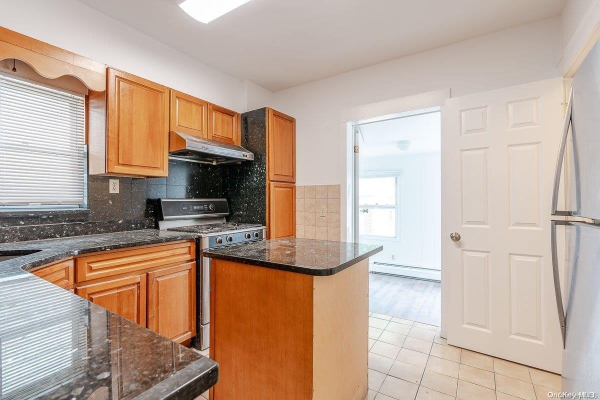88-40 69th Road Queens, NY 11375 - Photo 17 of 30