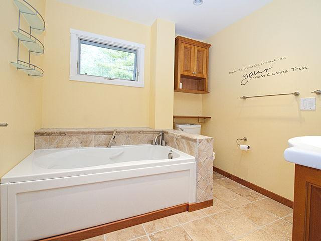 5950 Warren Road Ann Arbor, MI 48105 - Photo 17 of 28 Photo 17