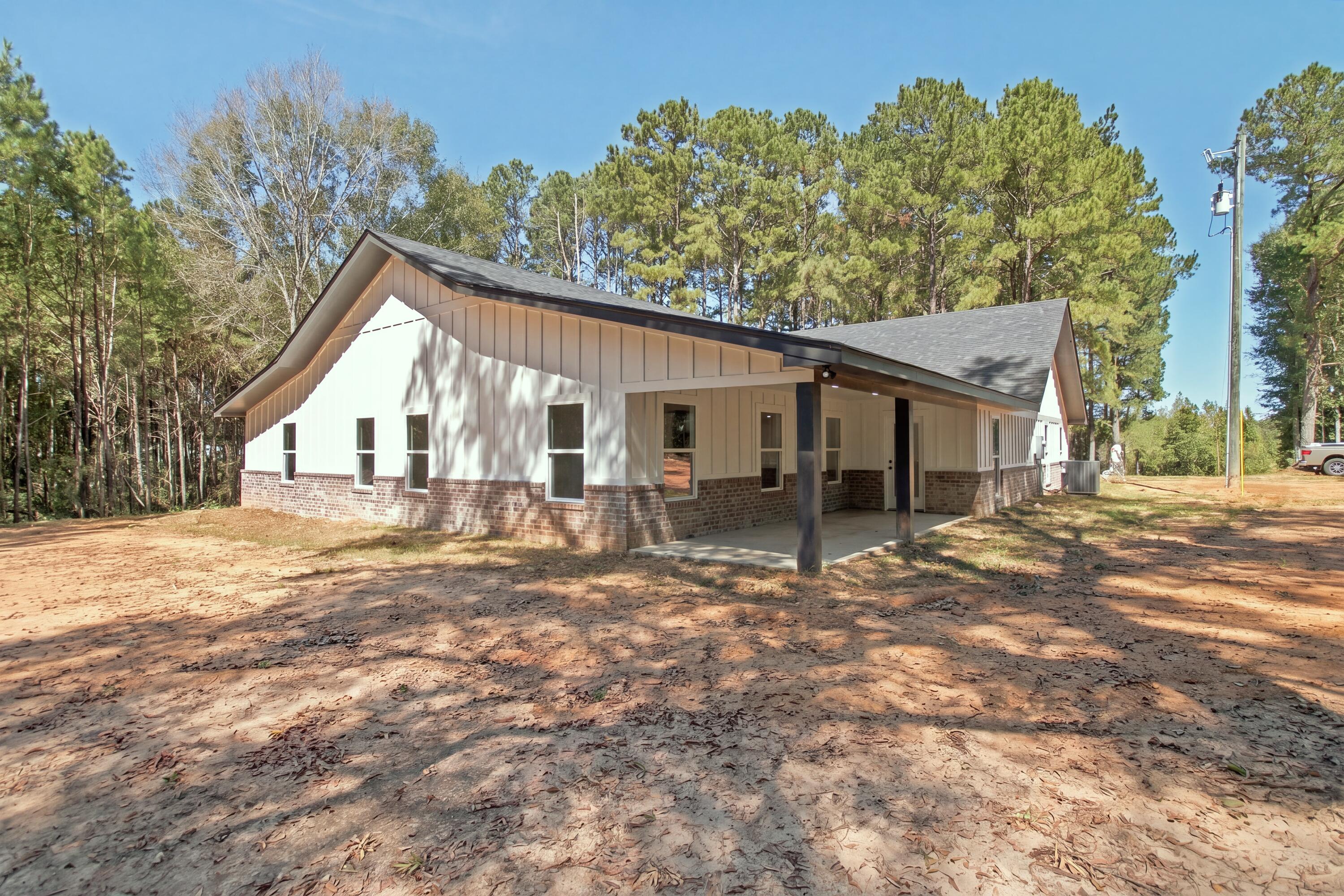 17 Bullock Road Seminary, MS 39479 - Photo 9 of 46 Gallery Image 9