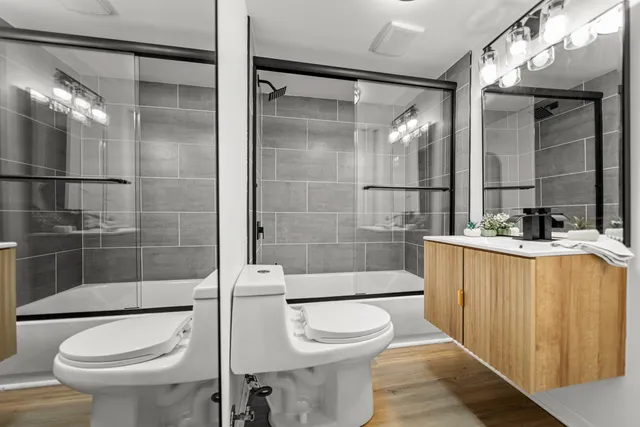 $349,900 | 7537 South Clyde Avenue, Chicago, IL 60649