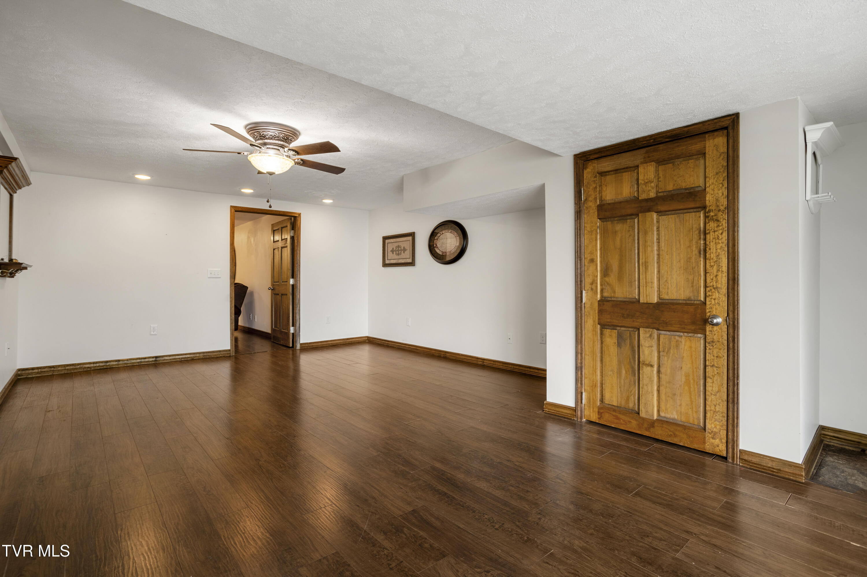 104 Ridgemont Street Bristol, TN 37620 - Photo 43 of 60 177A3936-HDR