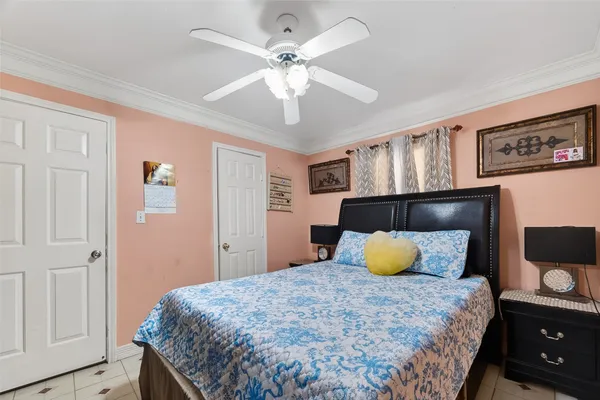 $600,000 | 530 Frankie Street, Unit 1, Houston, TX 77015