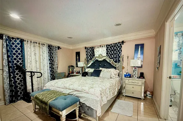 $600,000 | 530 Frankie Street, Unit 1, Houston, TX 77015