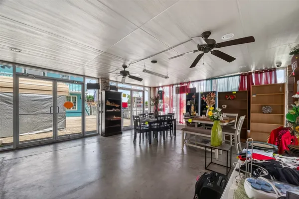 $600,000 | 530 Frankie Street, Unit 1, Houston, TX 77015