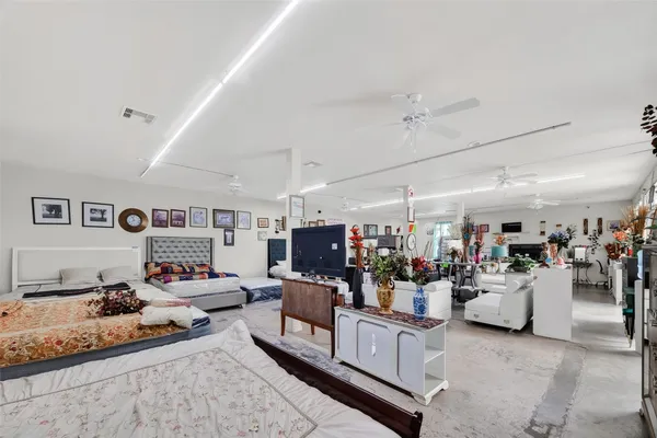 $600,000 | 530 Frankie Street, Unit 1, Houston, TX 77015