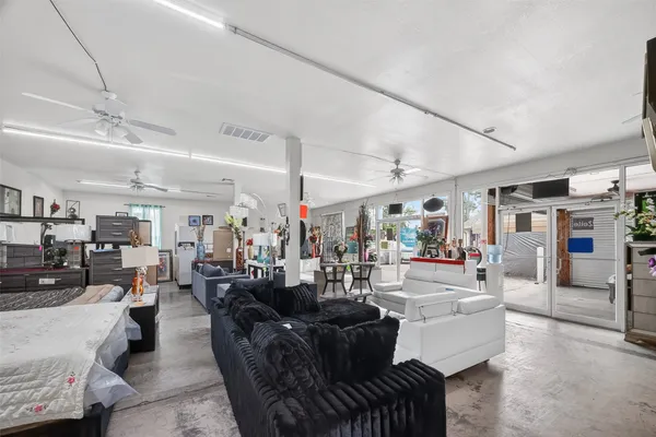 $600,000 | 530 Frankie Street, Unit 1, Houston, TX 77015