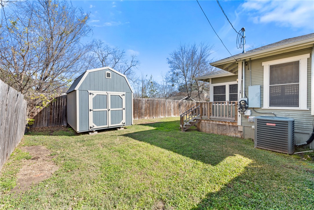 712 East 28th Street Bryan, TX 77803 - Photo 25 of 29