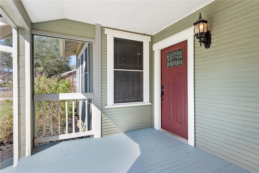 712 East 28th Street Bryan, TX 77803 - Photo 4 of 29