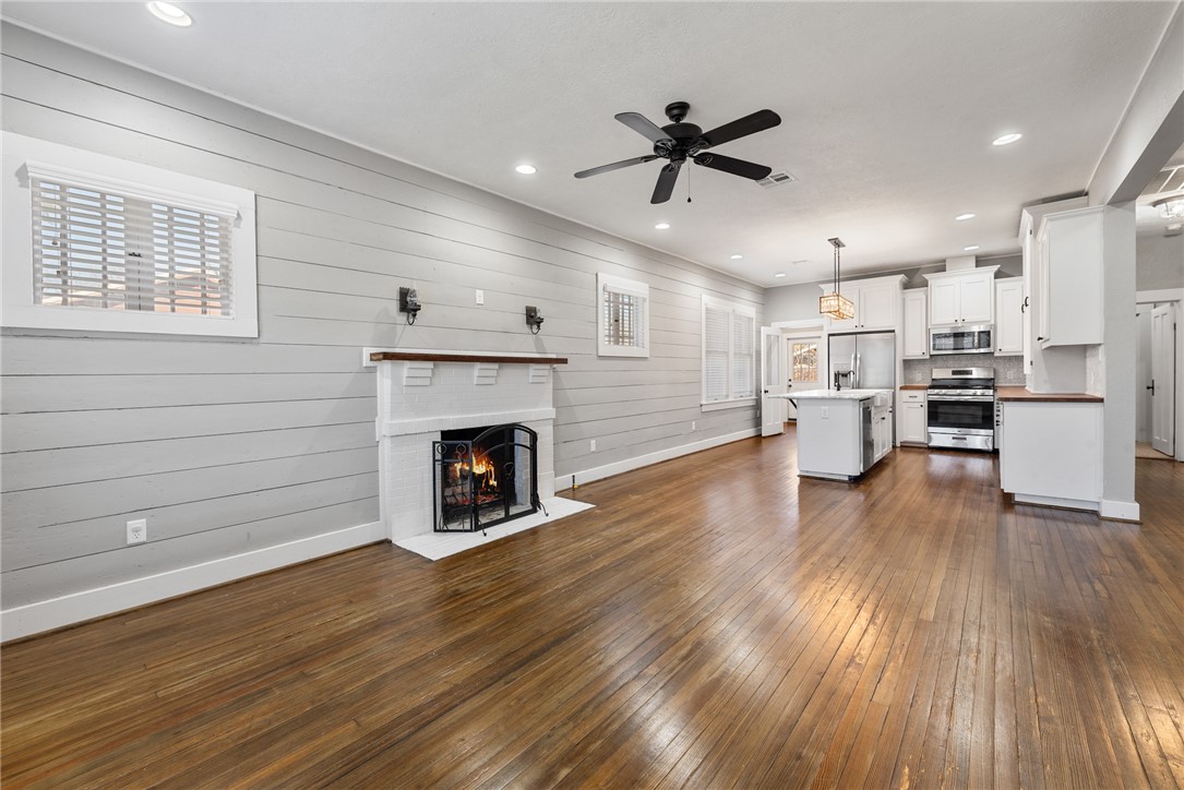 712 East 28th Street Bryan, TX 77803 - Photo 6 of 29