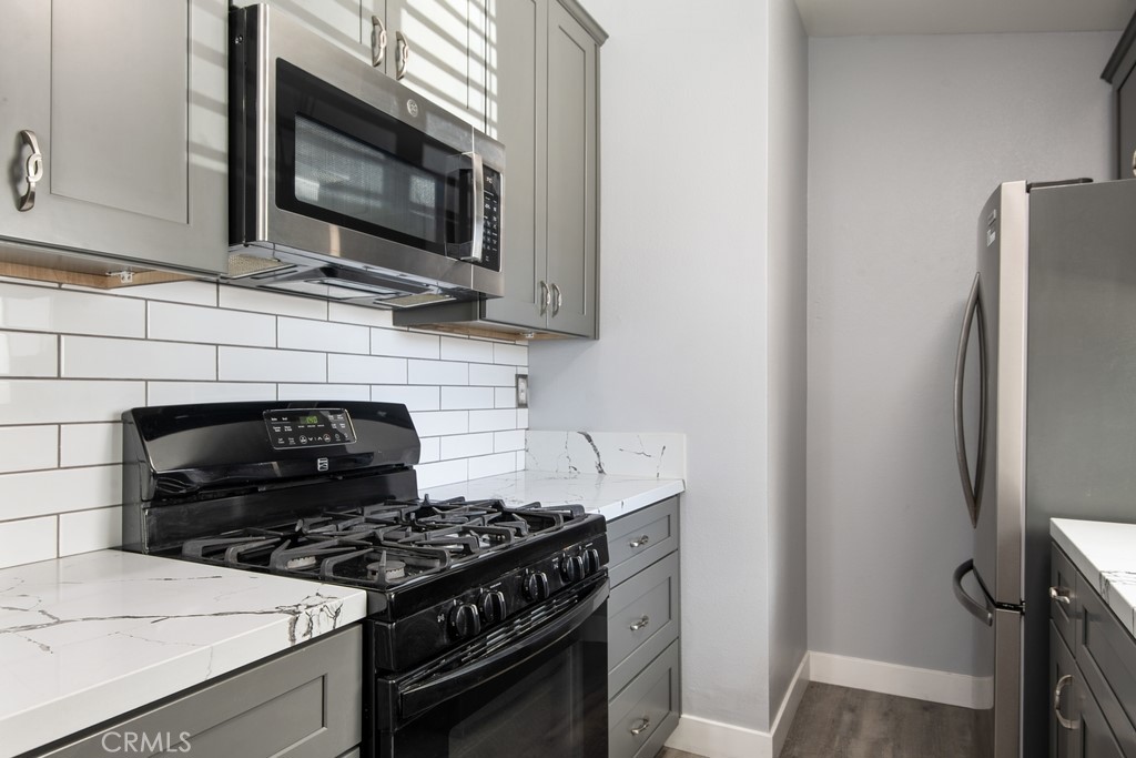 9505 Arlington Avenue, Unit 46 Riverside, CA 92504 - Photo 11 of 30 Gallery Image 11