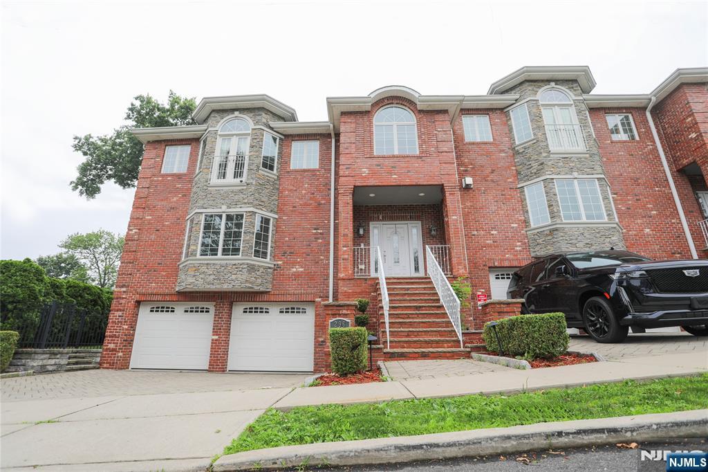 296 Forest Road Fort Lee, NJ 07024 - Photo 2 of 25