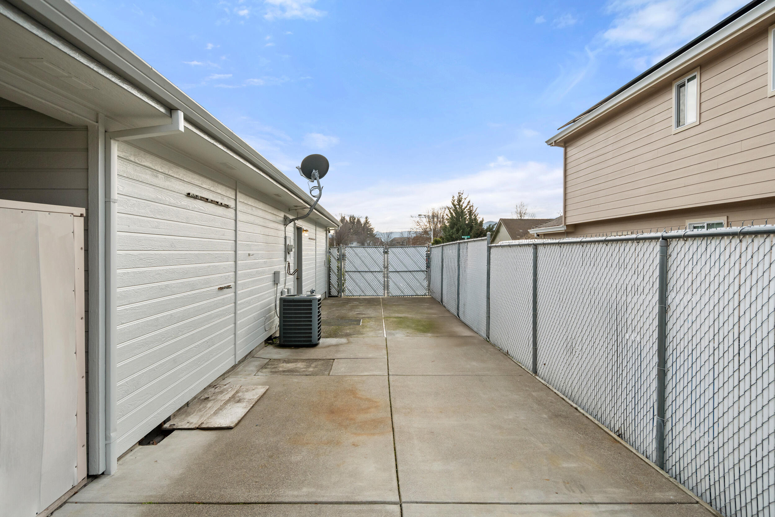 802 Brandon Street Central Point, OR 97502 - Photo 29 of 29 29_802 brandon st, central point, or 975