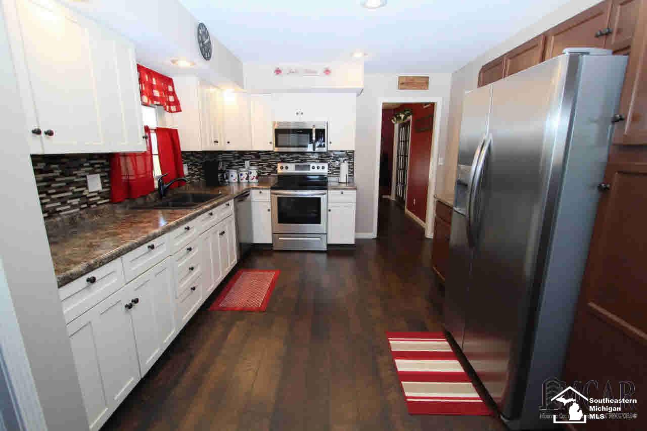 10100 Kniffen Road Britton, MI 49229 - Photo 12 of 33