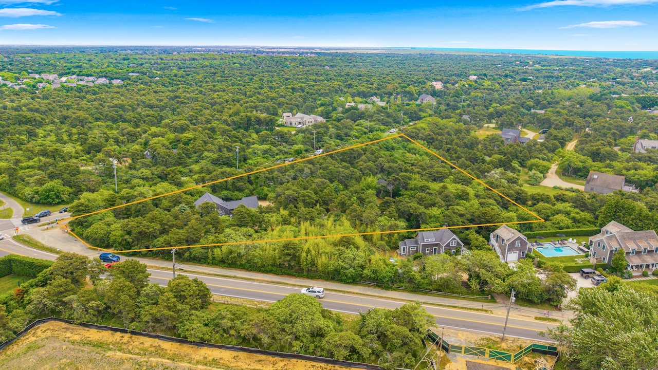 99 Surfside Road Nantucket, MA 02554 - Photo 2 of 16