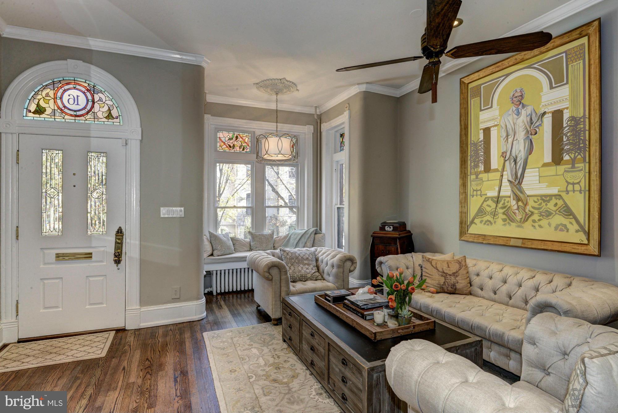 16 10th Street Northeast Washington, DC 20002 - Photo 3 of 30 Family Room