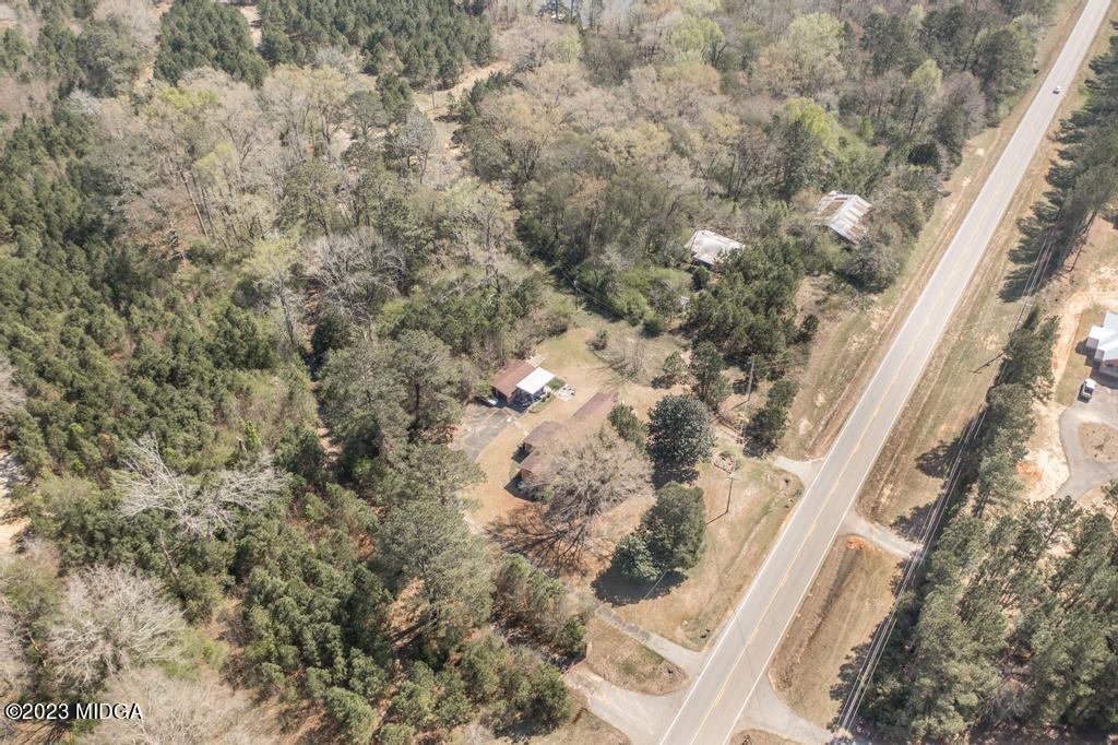 7369 Thomaston Road Macon, GA 31220 - Photo 3 of 25 a view of a yard from a window