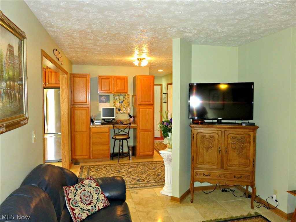18629 Benbow Road Strongsville, OH 44136 - Photo 12 of 34 Gallery Image 12