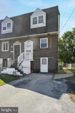 $260,000 | 820 School Lane, Folcroft, PA 19032