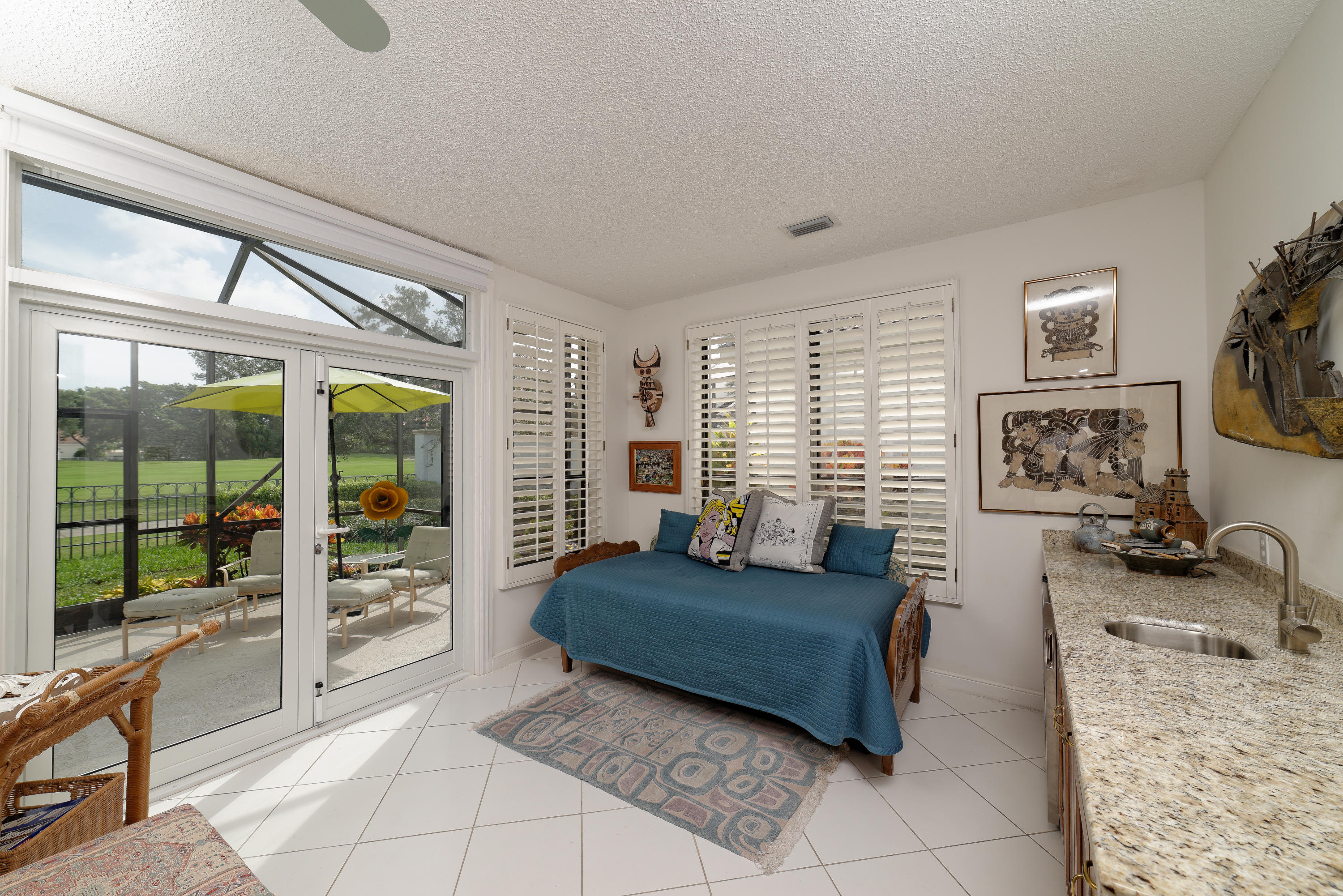2134 Northwest 60th Circle Boca Raton, FL 33496 - Photo 23 of 25 Wet bar