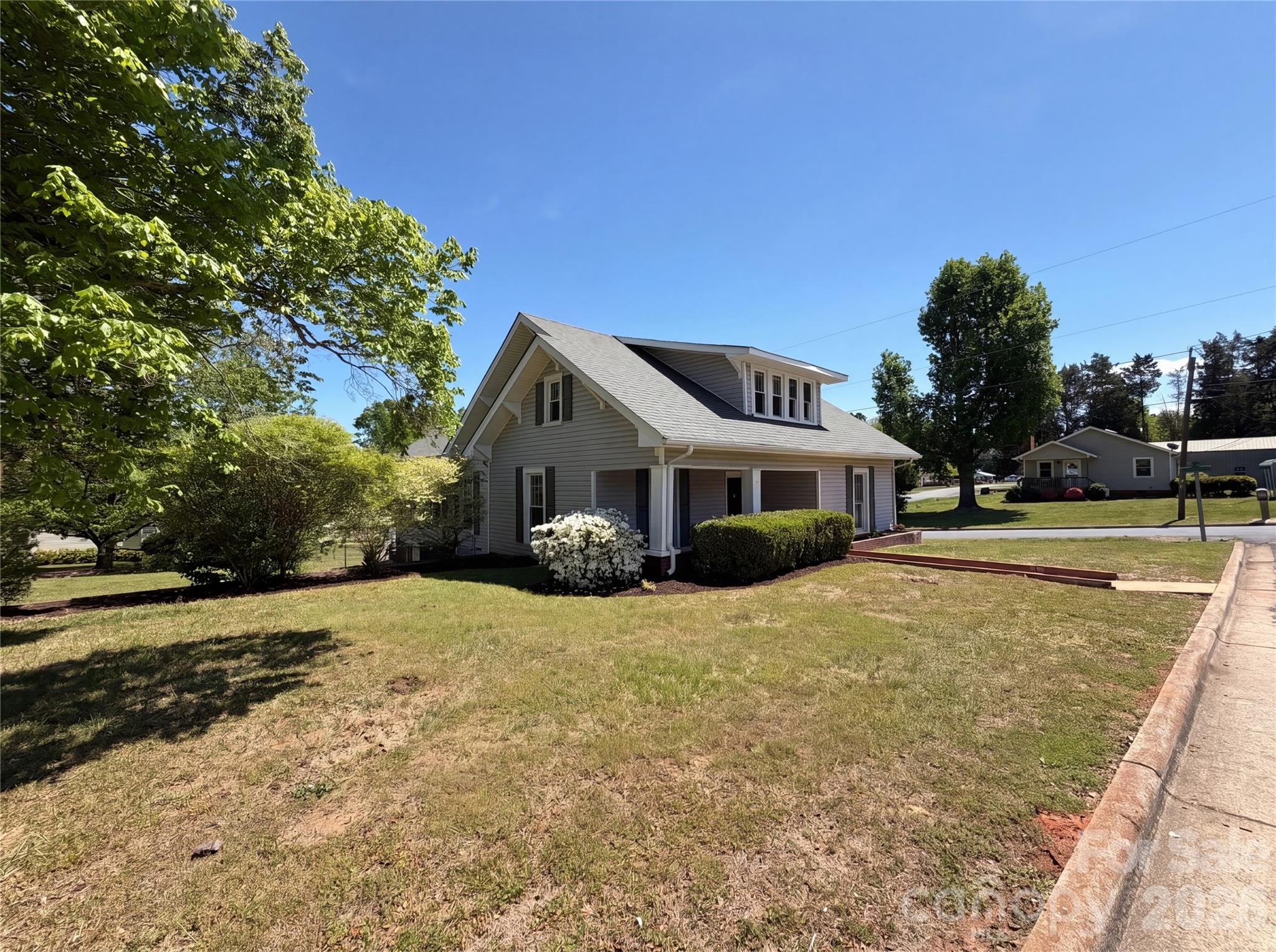 215 South Ferry Road New London, NC 28127 - Photo 8 of 21