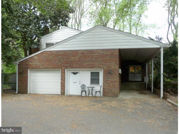 404 Creek Road Moorestown, NJ 08057 - Photo 16 of 21 Garage