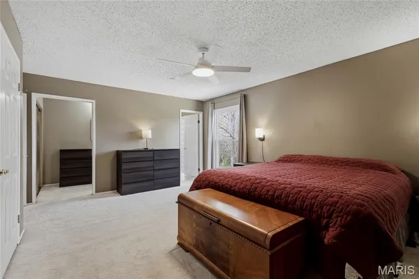 $445,000 | 1041 Terracewood Circle, Ballwin, MO 63011