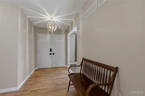 $445,000 | 1041 Terracewood Circle, Ballwin, MO 63011