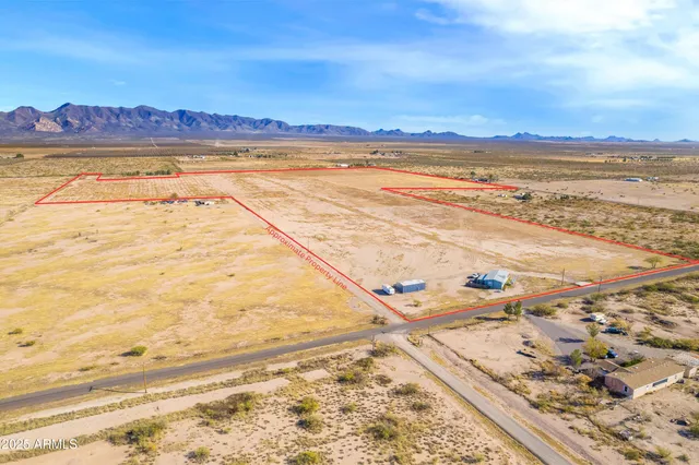 $590,000 | 10187 North Mormon Road, Elfrida, AZ 85610