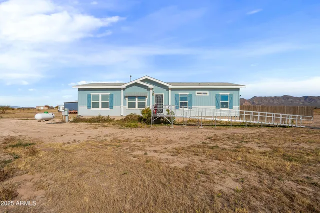 $590,000 | 10187 North Mormon Road, Elfrida, AZ 85610