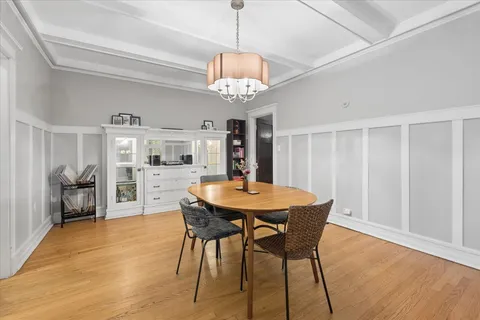 $475,000 | 5522 South Everett Avenue, Unit 1, Chicago, IL 60637